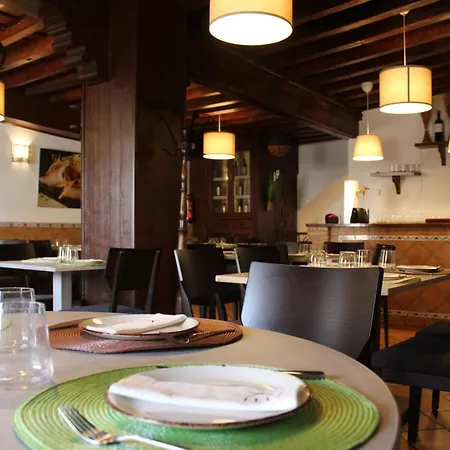 Hotel La Requena